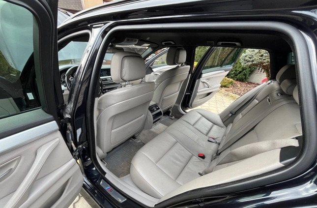 BMW Seria 5 cena 69999 przebieg: 199000, rok produkcji 2012 z Barczewo małe 596